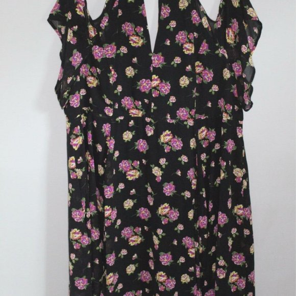 Torrid Floral Chiffon Cold Shoulder Dress H10671 - Picture 2 of 12